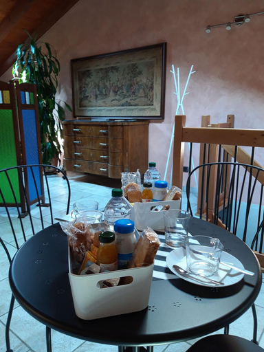 Others 5, Bed&Breakfast Milano Malpensa, Varese