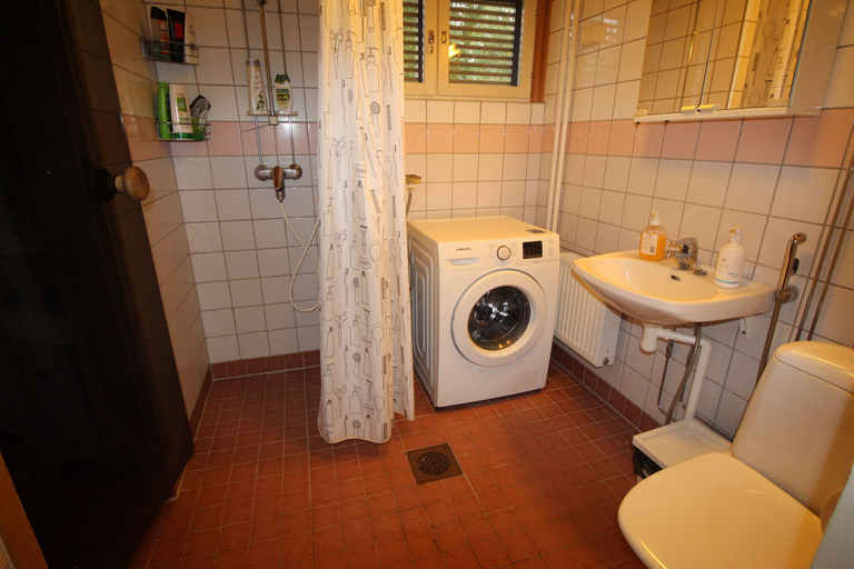 Bathroom, Three bedroom apartment in Raahe, Northern Ostrobothnia