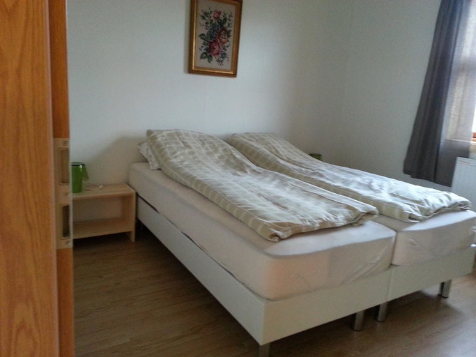 Bedroom 2, Skálinn between Gullfoss and Geysir – Myrkholt Farm, Biskupstungnahreppur