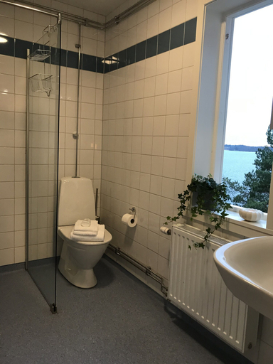 Bathroom 4, Sjövillan, Vaxholm