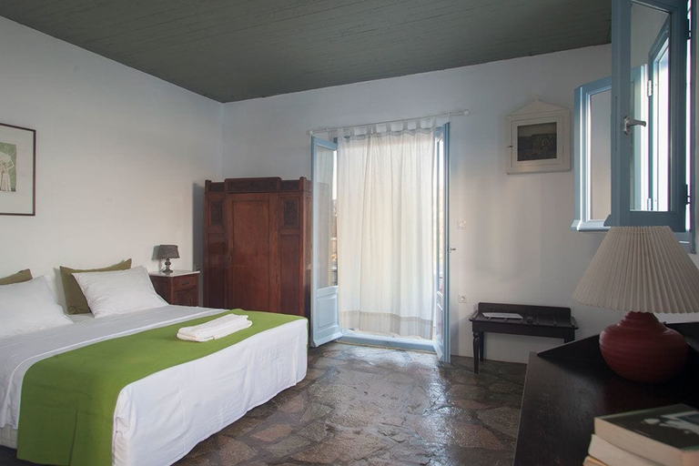 Bedroom 2, Oliaros seaside complex, South Aegean