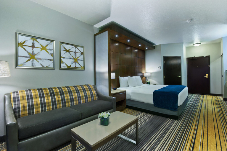Bedroom 3, Oxford Suites Downtown Spokane, Spokane