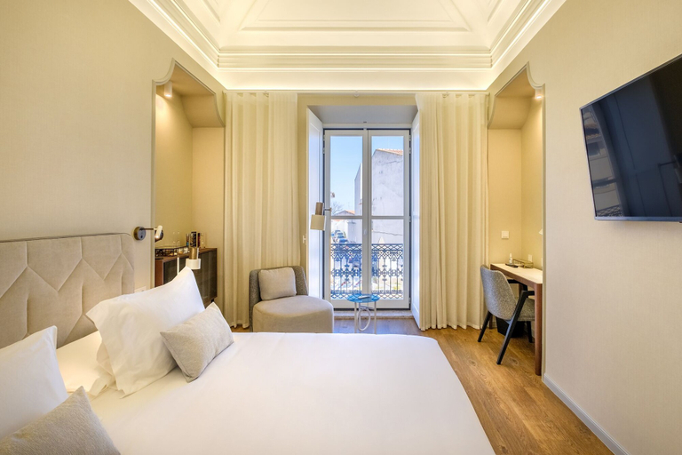 Bedroom 4, MouraSuites Hotel, Évora