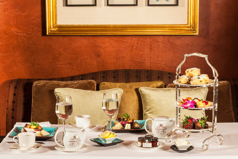 Food & Drinks 5, Hotel Plaza Athenee, New York