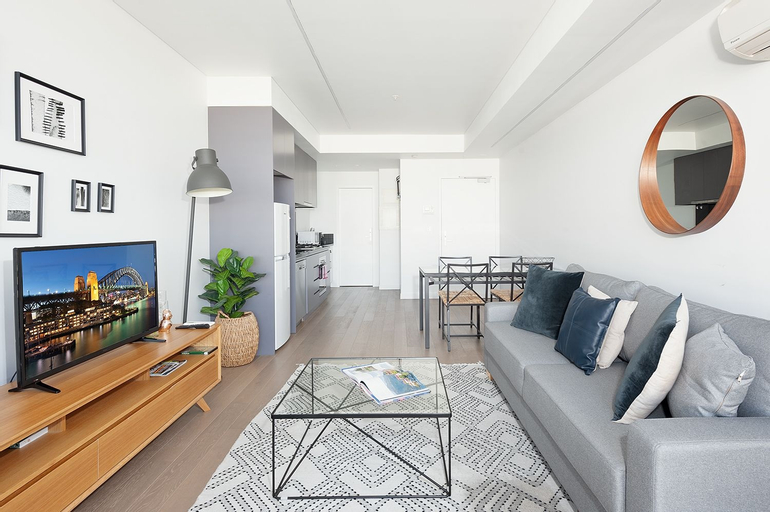 Others 5, Newtown's Best Designer Apartment H395, Sydney