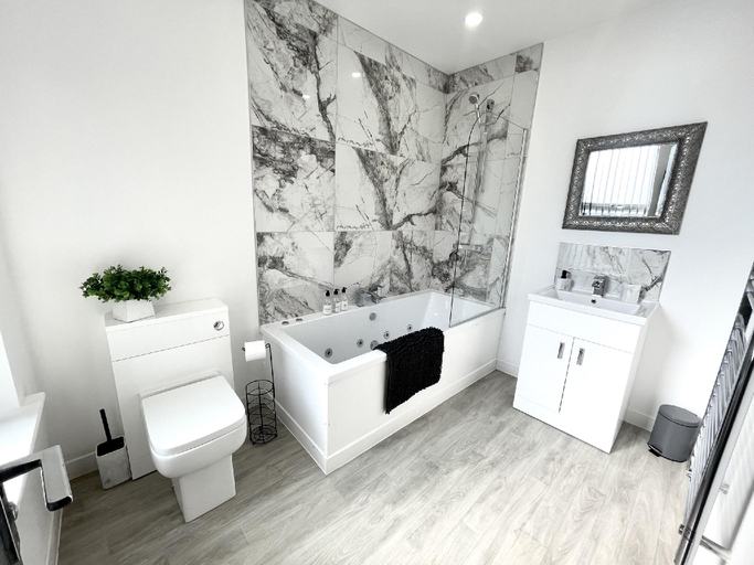 Others 5, Osborne Luxury Hot Tub and Jacuzzi Suites, Blackpool