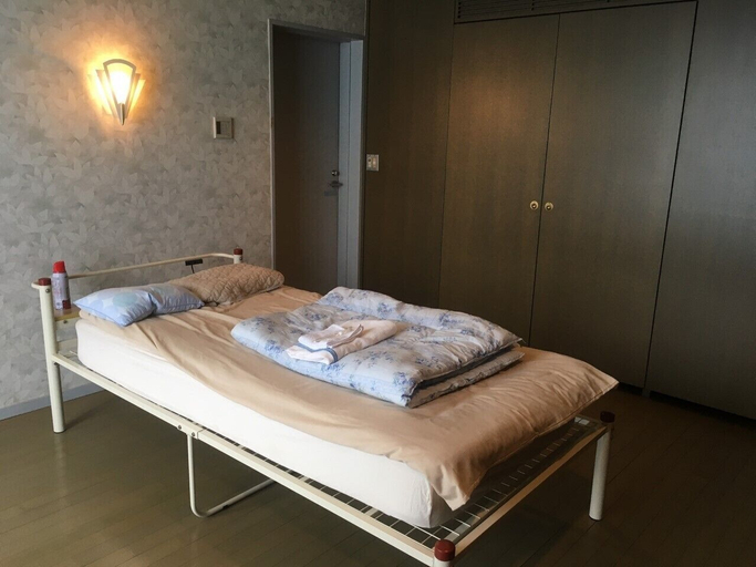 Bedroom 4, Narita Airport Samurai Hostel, Kujūkuri