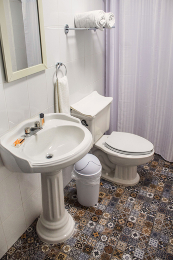 Bathroom 4, Hotel Múcara, Veracruz