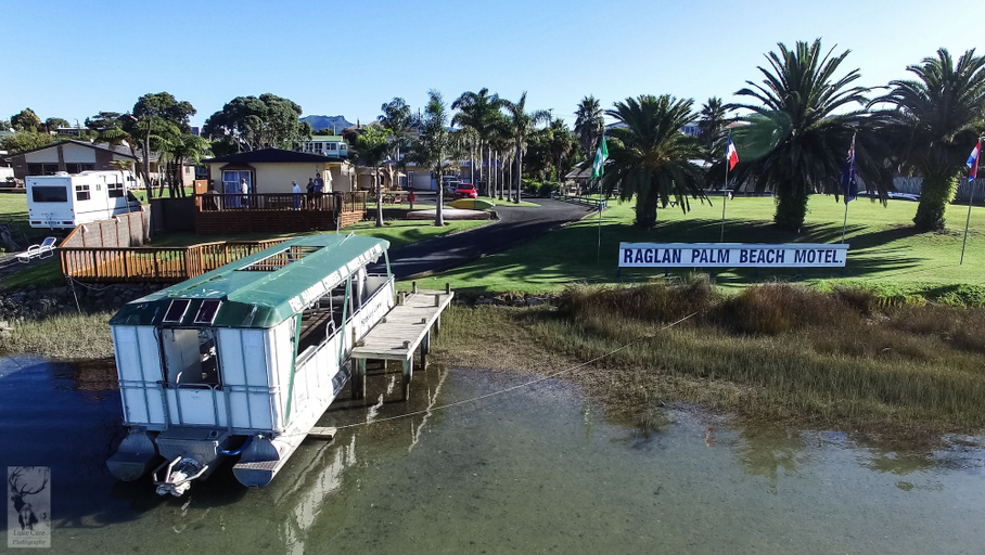 Exterior & Views 2, Raglan Palm Beach Motel, Waikato