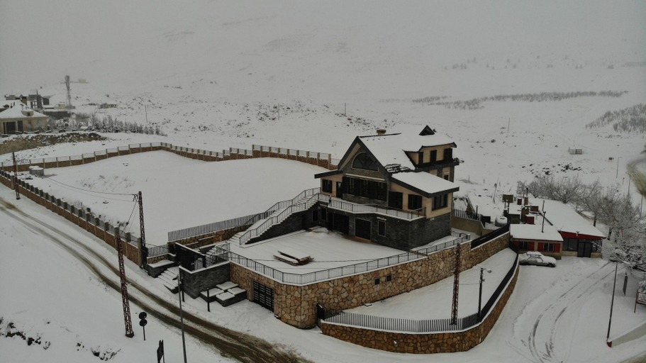 Exterior & Views 2, Chalet de Charme, Bcharre