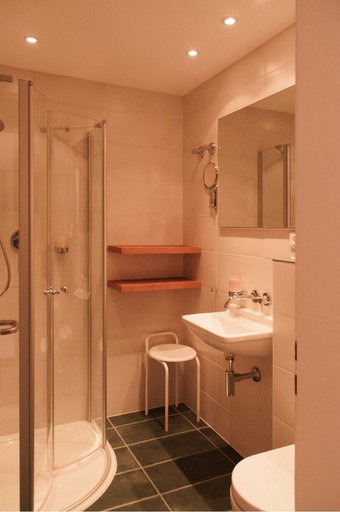 Bedroom 4, Hotel- Restaurant Seethaler, Straubing
