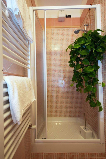 Bathroom 5, B&B Acquacotta, Grosseto
