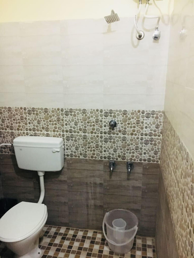 Bathroom 4, Le Stay Inn, Chennai