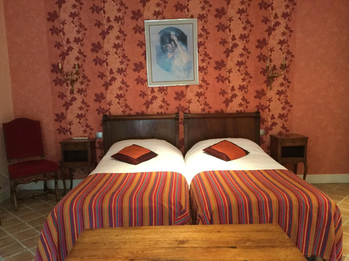 Bedroom 4, Auberge Les Hauts De Chenas, Rhône