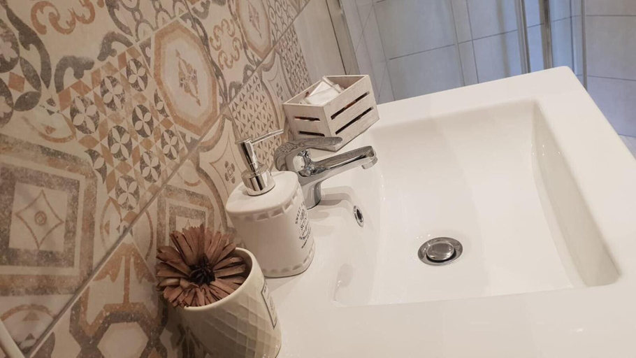 Bathroom 4, B&B Lumiere Roma, Rome
