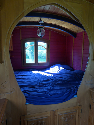 Bedroom 4, Une roulotte et des chevaux, Morbihan
