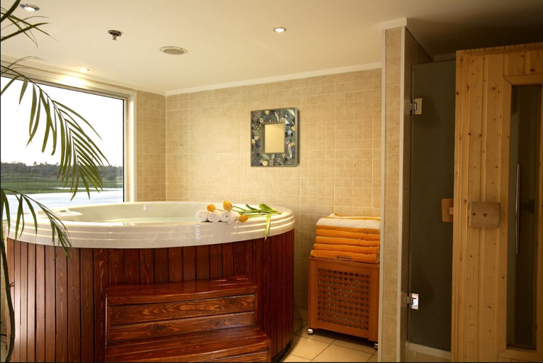 Bathroom 3, Sonesta Star Goddess Nile cruise ship - 4 & 7 nights - From Luxor every Saturday, Luxor