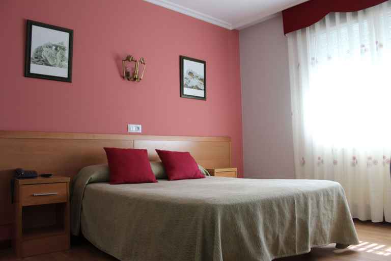 Bedroom 3, Hotel Rego Foz, Lugo