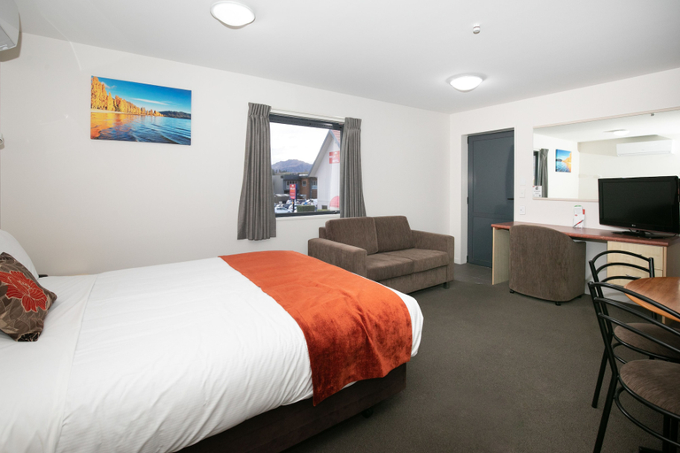 Bedroom 2, Bella Vista Motel Wanaka, Queenstown-Lakes