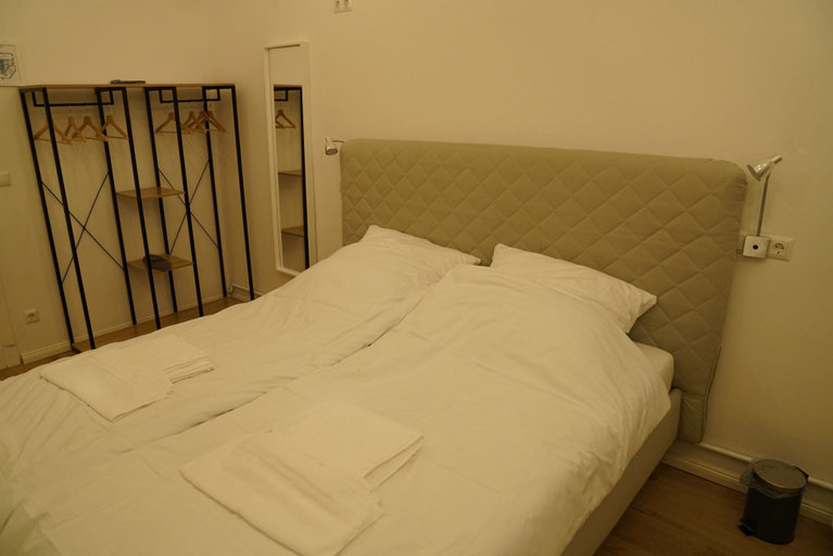 Bedroom 4, 364.Berlin, Berlin