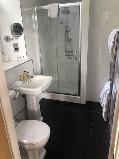 Bathroom 4, The Villa Levens, Cumbria