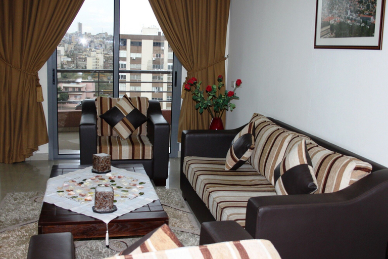 Others 5, Garden City Residence, El Metn