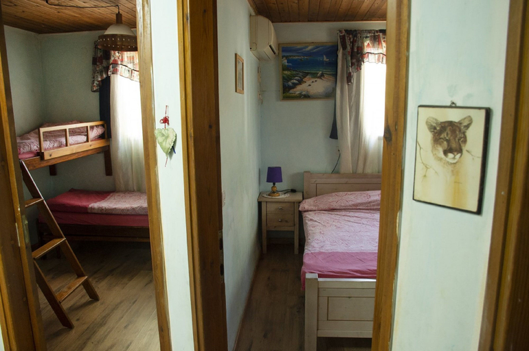 Bedroom 2, Beit Nofesh Waiss