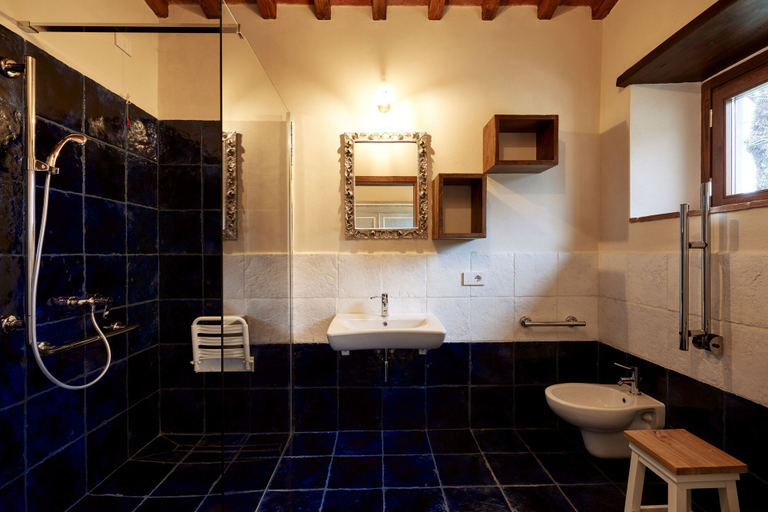 Bathroom 4, Podere di Moiata, Florence