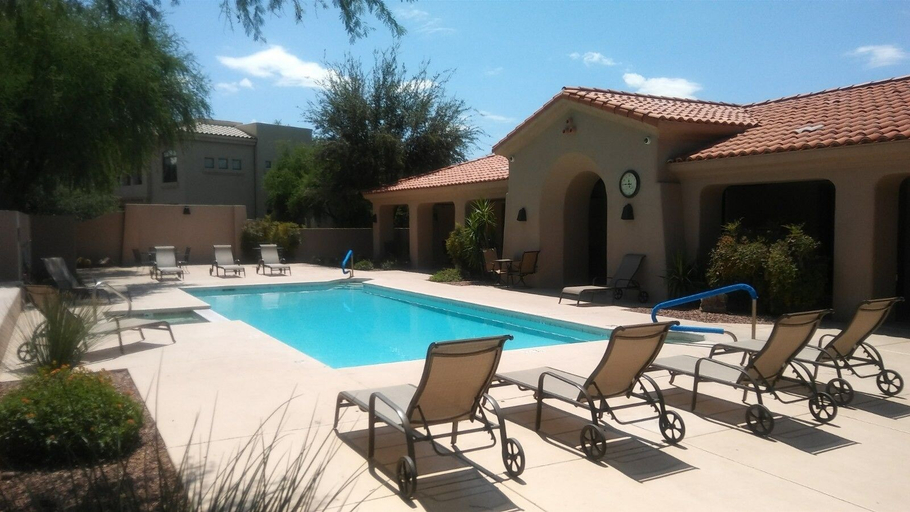 Sport & Beauty 5, Casitas at Sabino Springs, Pima