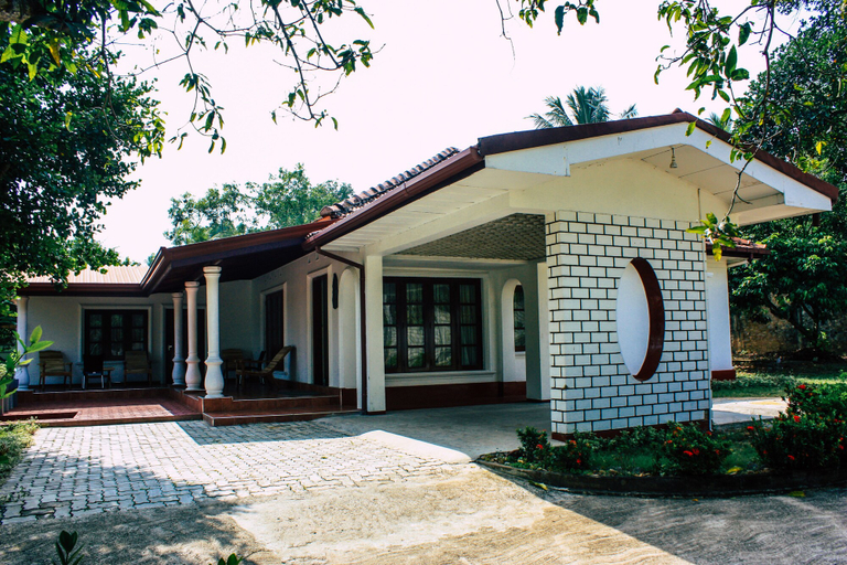 Exterior & Views, Benjohostel, Katana