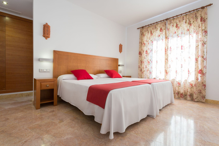 Bedroom 3, Hotel Riad Arruzafa, Córdoba