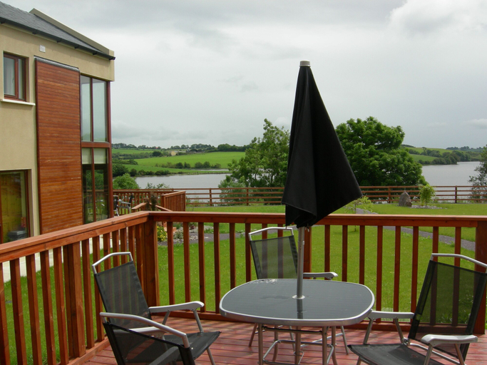 Others 5, Castle Quay Holiday Homes