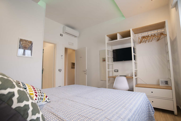 Bedroom 4, Vanvitelli Domus, Napoli