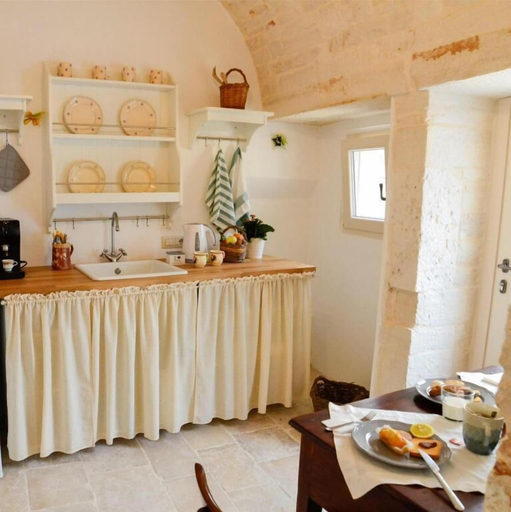 Food & Drinks, Trulli Lithos Suite, Bari
