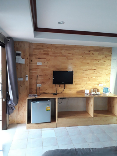 Others 4, Poopreaw Resort, Pattaya