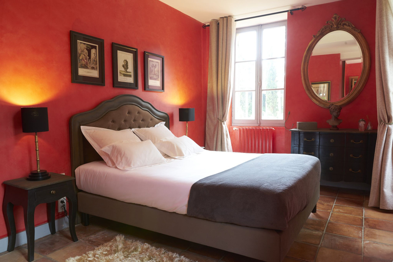 Bedroom 5, Château Pont Saint-Martin, Gironde