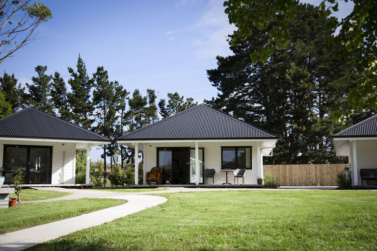 Exterior & Views 2, Aroma House, Franklin