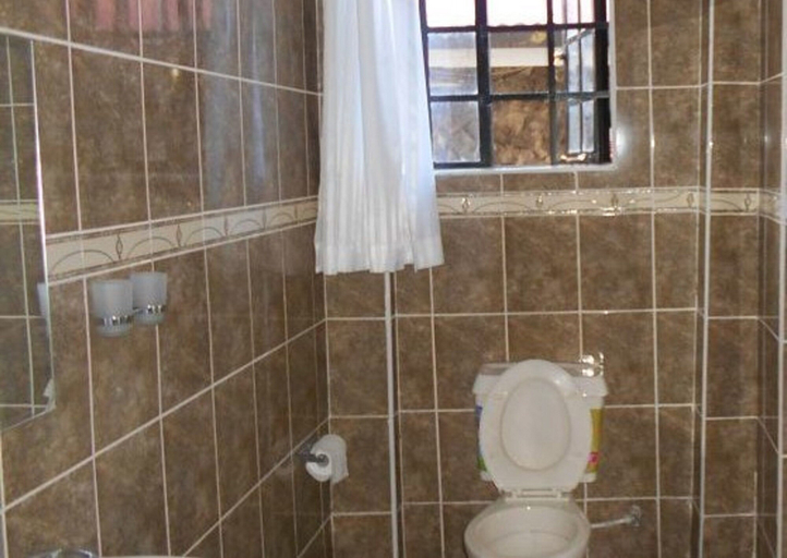 Bathroom, Olive Resort, Naivasha