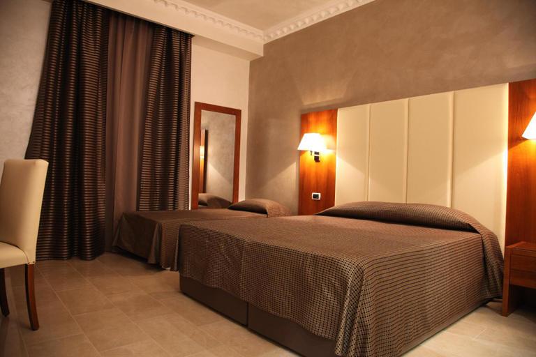 Bedroom 2, Federica's Apartment in Rome, Roma