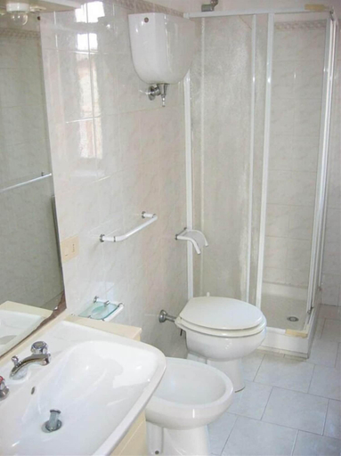Bathroom, Badiaccia Camping Village, Perugia