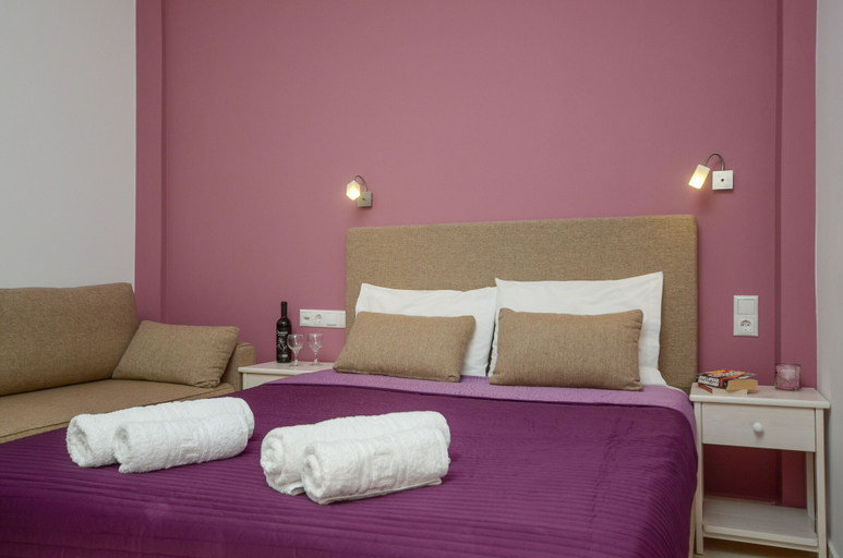 Bedroom 5, Hotel Panormos, South Aegean