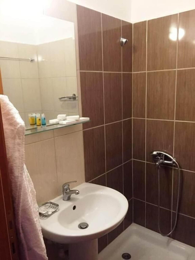 Bathroom 4, Hotel Lefkes, Central Macedonia