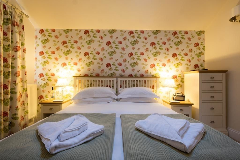 Bedroom 2, The Horseshoe Inn, North Yorkshire