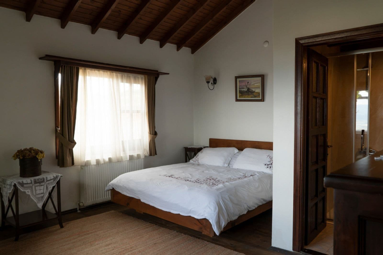 Bedroom 2, Villa Neva Hotel, Merkez