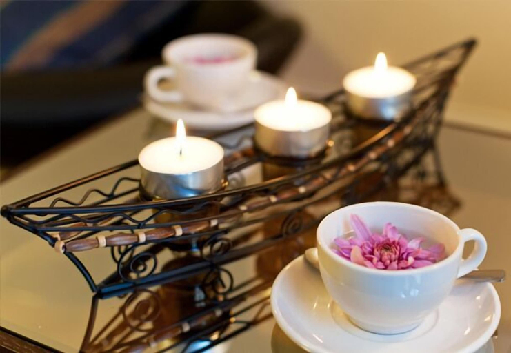 Food & Drinks, Windsor Street Apartments, Edinburgh