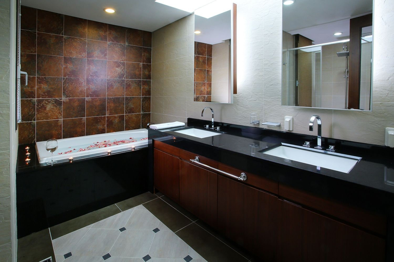 Bathroom 4, Alps Daeyoung Golf Village, Hoengseong