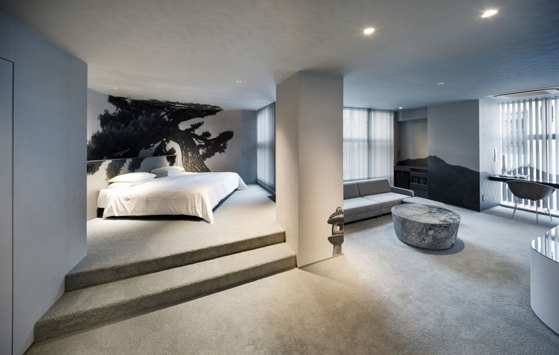 Bedroom 2, The Screen, Kyoto
