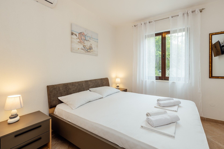 Bedroom 2, Apartments Bonaca Igalo