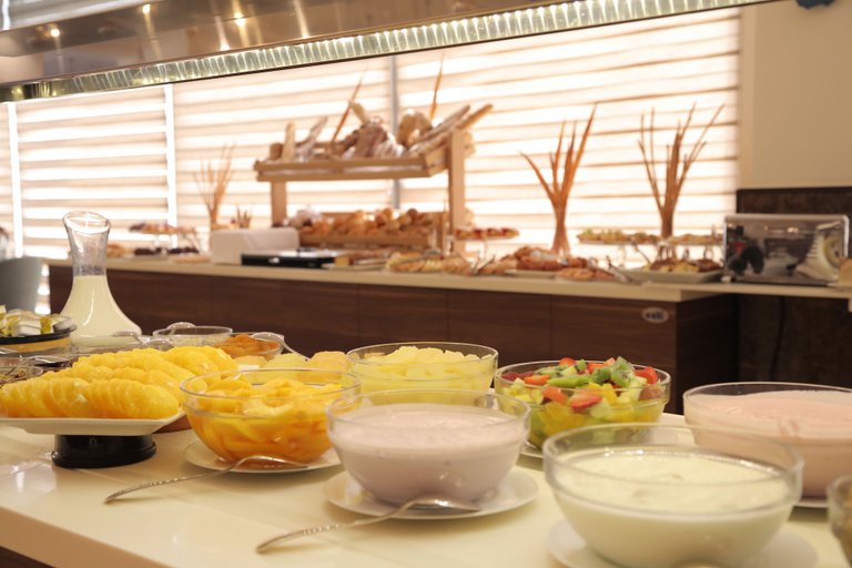 Food & Drinks 5, Lacosta Hotel, Aqaba