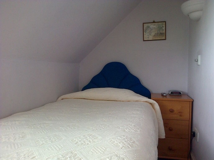 Bedroom 2, Aurora Hotel & Italian Restaurant, Highland